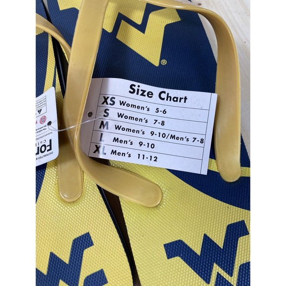 West Virginia Mountaineers NCAA Flip Flops‎ Team Logo NWT Various Sizes Unisex - Picture 5 of 6
